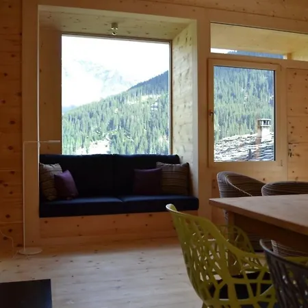 Сasa de vacaciones Gaeaeschi Leis