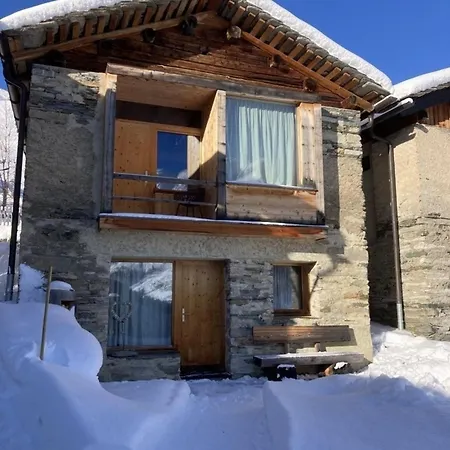 Gaeaeschi Leis Сasa de vacaciones